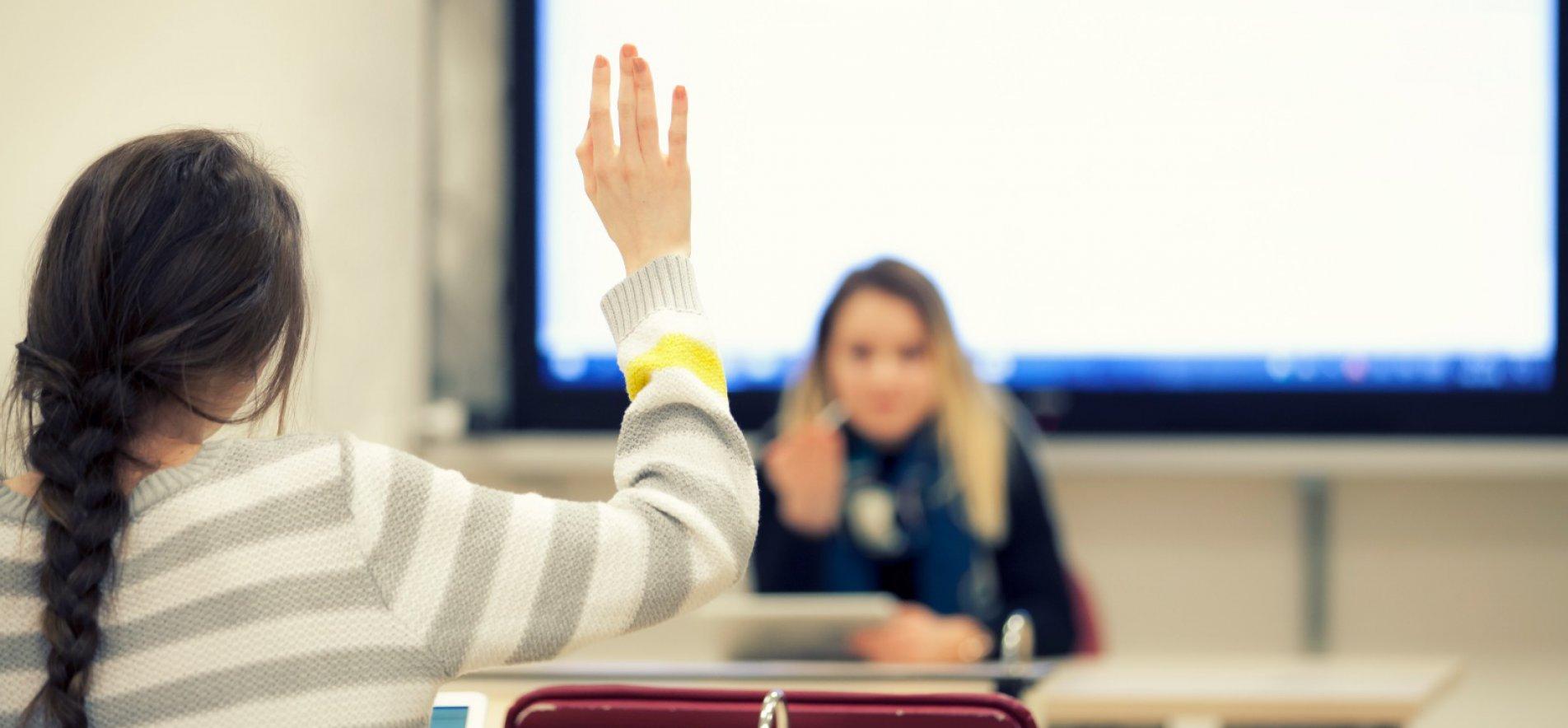 ÖĞRETMEN ADAYLARINA PEDAGOJİK FORMASYON HAKKI