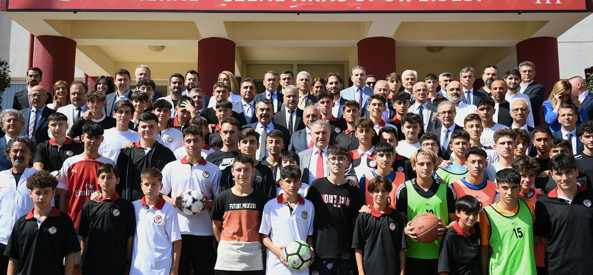 FUTBOL GELİŞİM PROJESİ, DÖRT AYDA YAKLAŞIK 500 BİN ÖĞRENCİYE ULAŞTI  